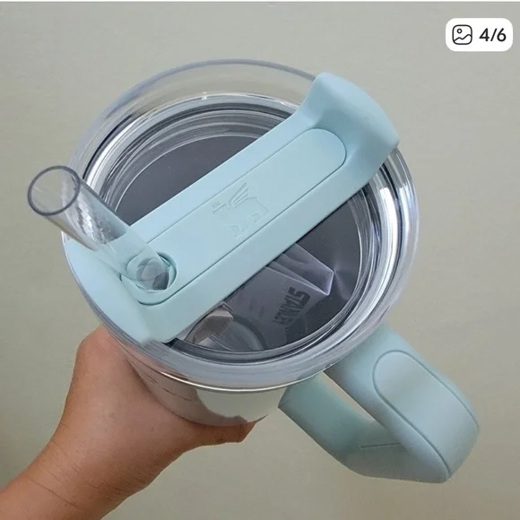 Stanley Target Limited Edition Collab flowstate Quencher H20 Blueberry Milk 40oz - Picture 3 of 9